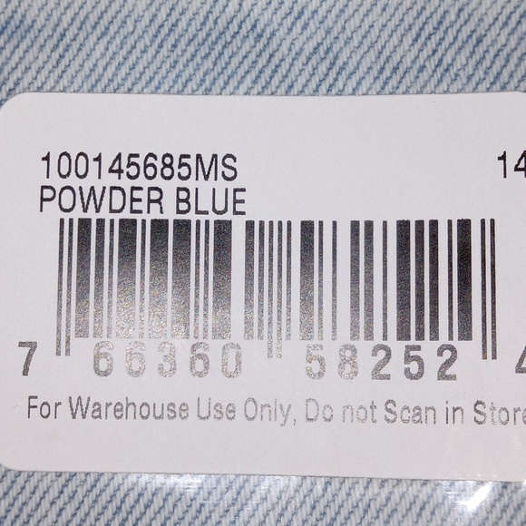 MACY's: Women's Style & Co Curvy-Fit Straight Cropped Mom Jeans - Picture 4 of 4